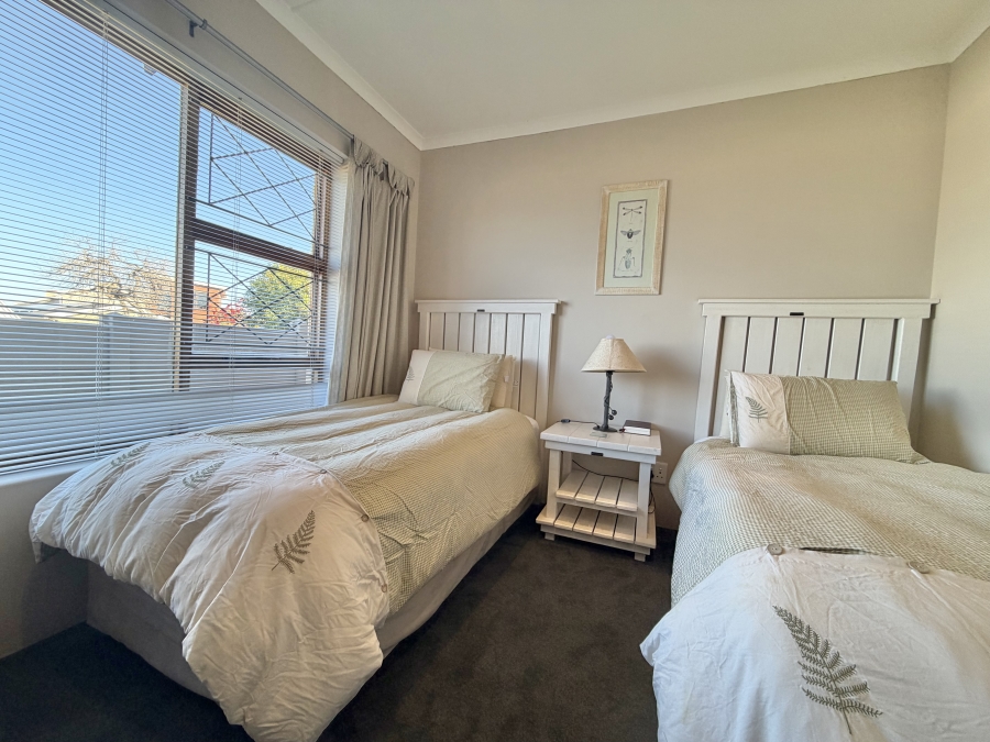 3 Bedroom Property for Sale in Wavecrest Eastern Cape